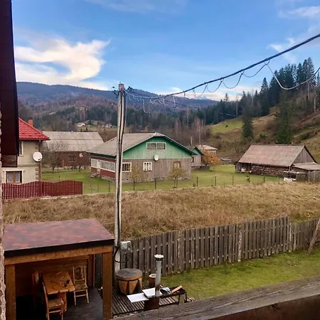 Cottage * Verkhnyaya Rozhanka