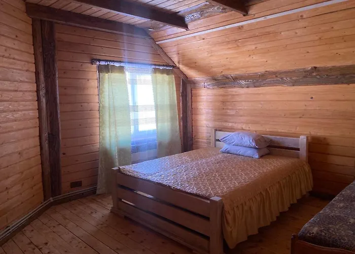 Cottage Semesterbostad Verkhnyaya Rozhanka